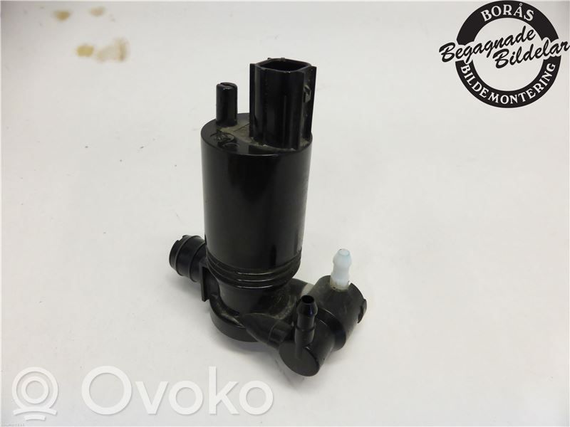 Ford Fiesta Windscreen/windshield washer pump 