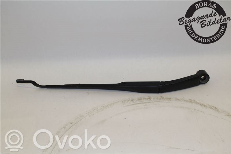 KIA Ceed Front wiper blade arm 