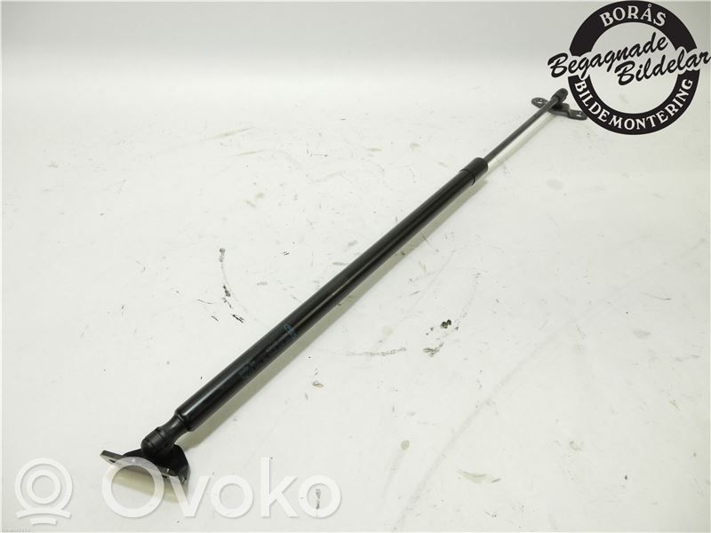 Ford Kuga II Tailgate strut 