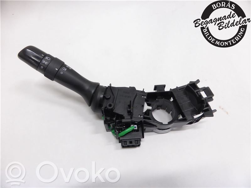 Toyota Verso-S Palanca de intermitentes 