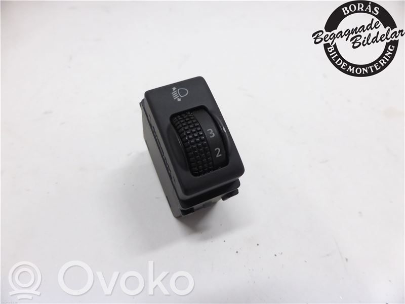 Nissan Navara D40 Interruptor de control del panel de luces 