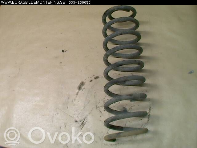 Jeep Cherokee Etukierrejousi 