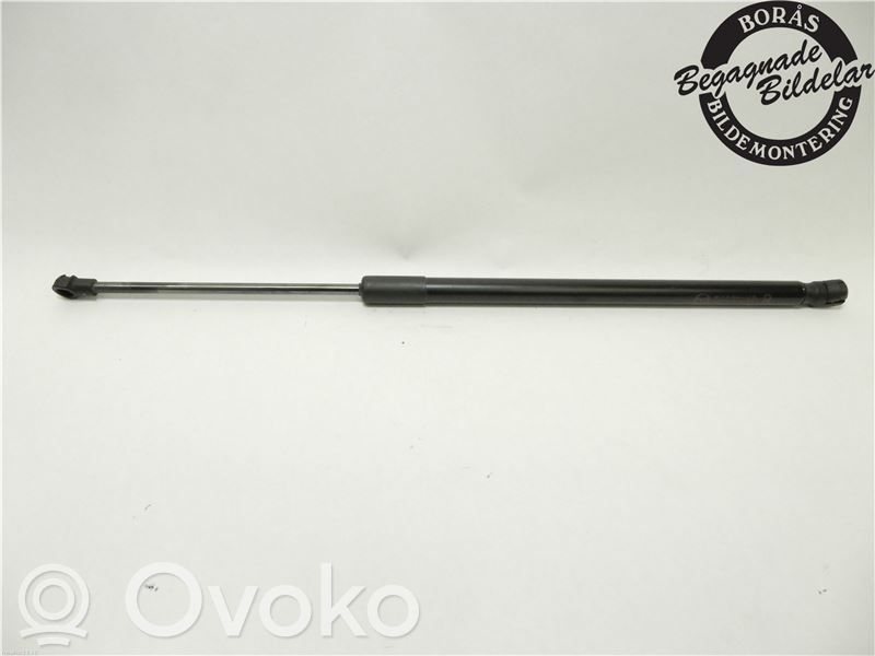 Mazda 2 Tailgate strut 