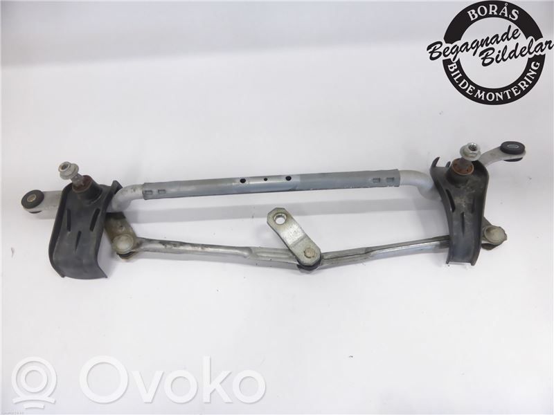 Mazda 3 III Front wiper linkage 