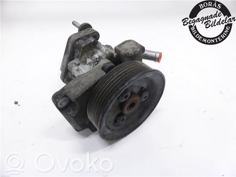 Ohjaustehostimen pumppu   32416756737