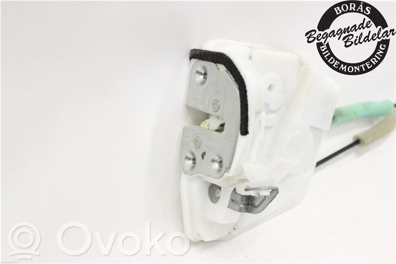 Mazda 3 III Rear door lock 