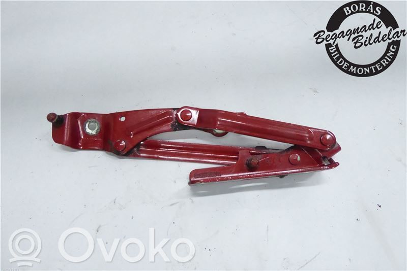 Mazda 6 Tailgate/trunk/boot hinge 