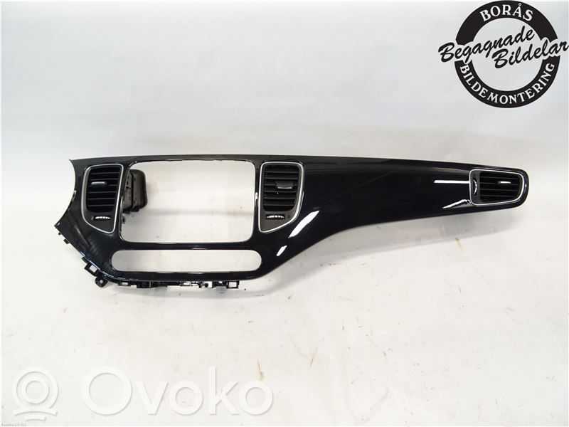 KIA Carens III Rivestimento del vano portaoggetti del cruscotto 