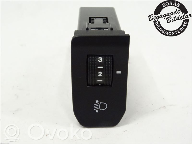 KIA Rio Light switch 