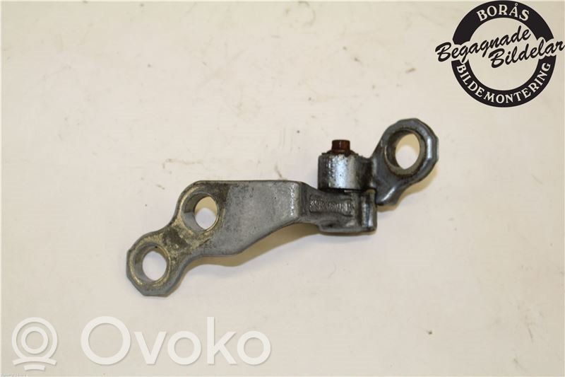 Ford Focus C-MAX Zawias dolny drzwi tylnych 