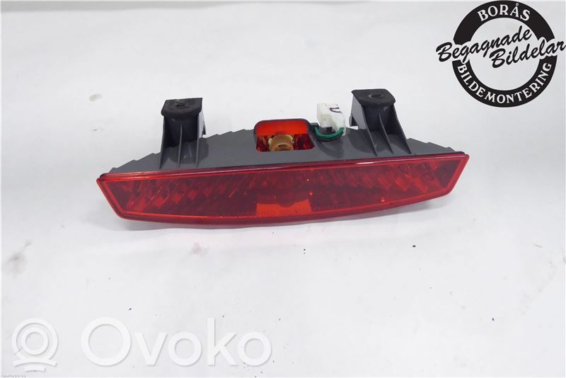 KIA Rio Third/center stoplight 