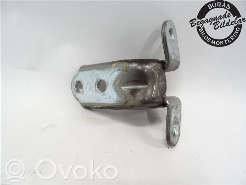 KIA Venga Rear door lower hinge 