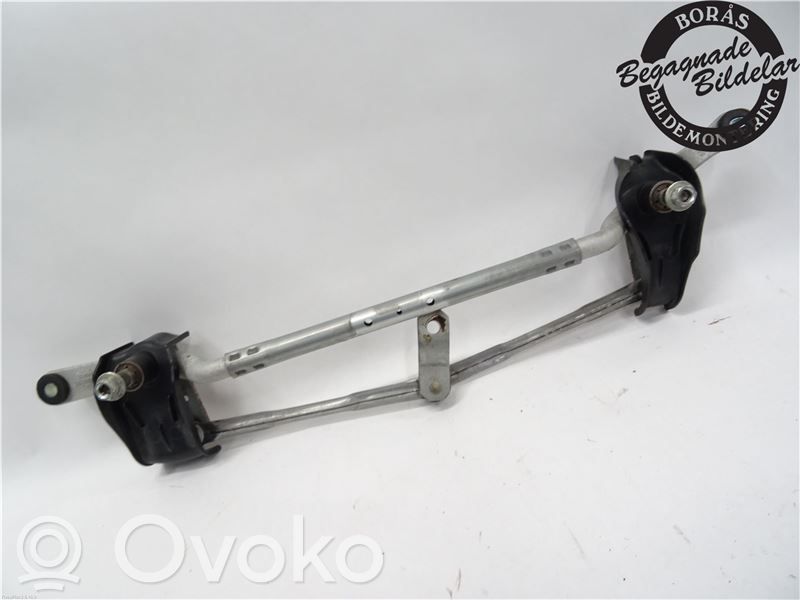 Mazda 3 III Front wiper linkage 