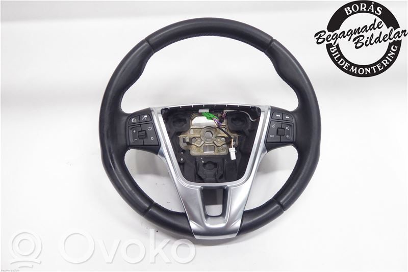 Volvo V40 Cross country Ohjauspyörä 
