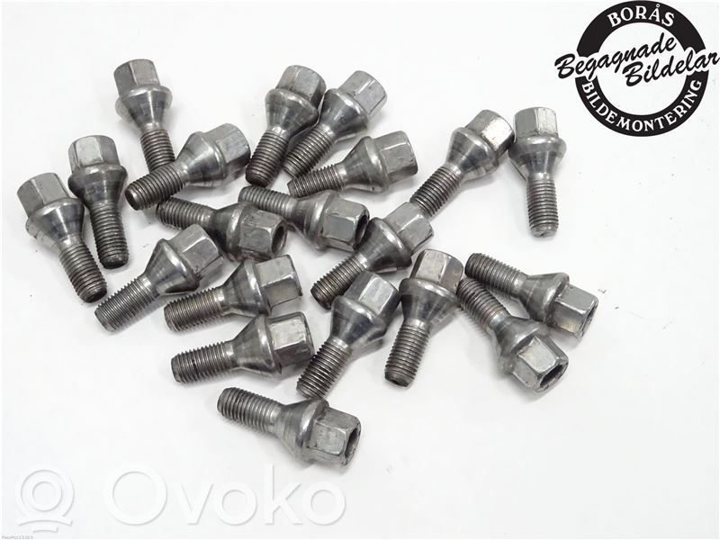 Mutterit/pultit   402224EA0B