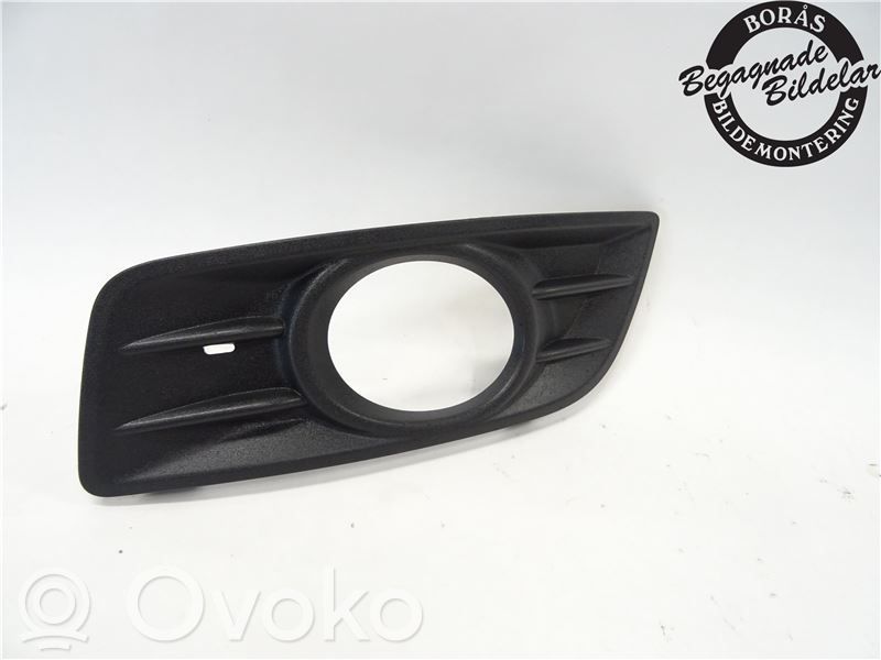 Volvo V50 Unteres Gitter dreiteilig vorne 
