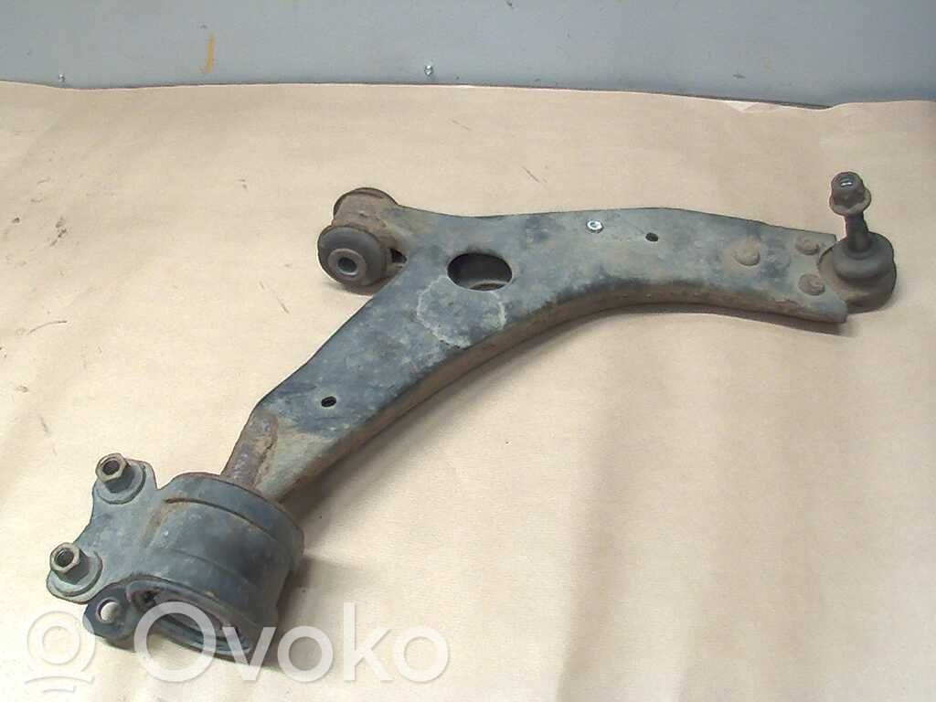 Ford Focus C-MAX Front lower control arm/wishbone 