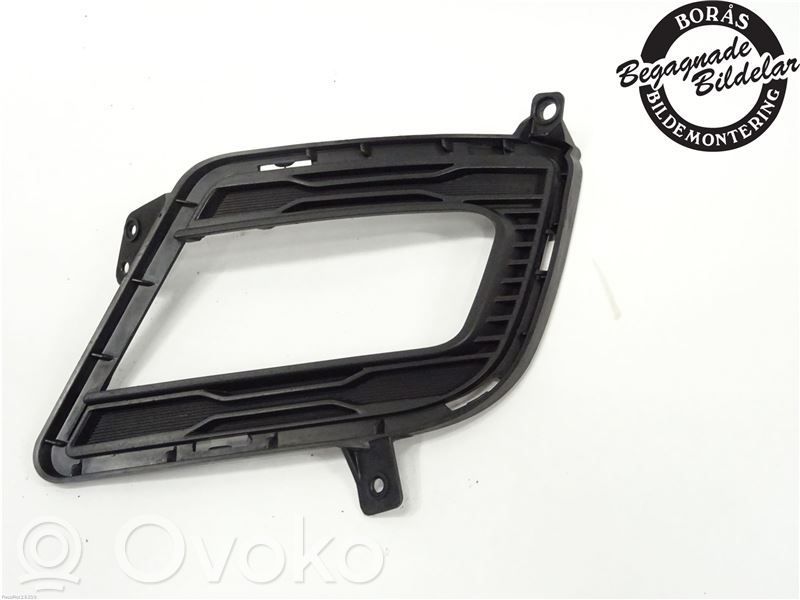 Etusumuvalon ritilä   865641H500