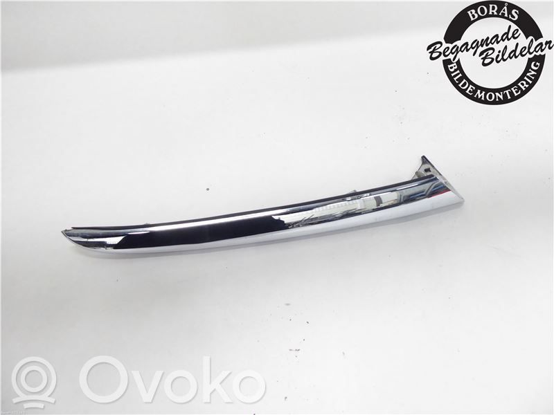 Mazda 6 Takaluukun koristelista 