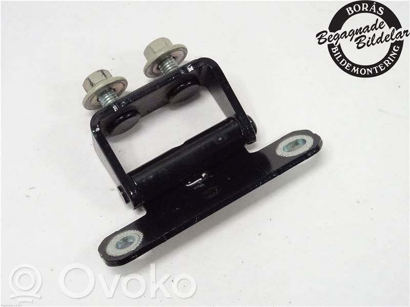 Tailgate/trunk/boot hinge   797101D000