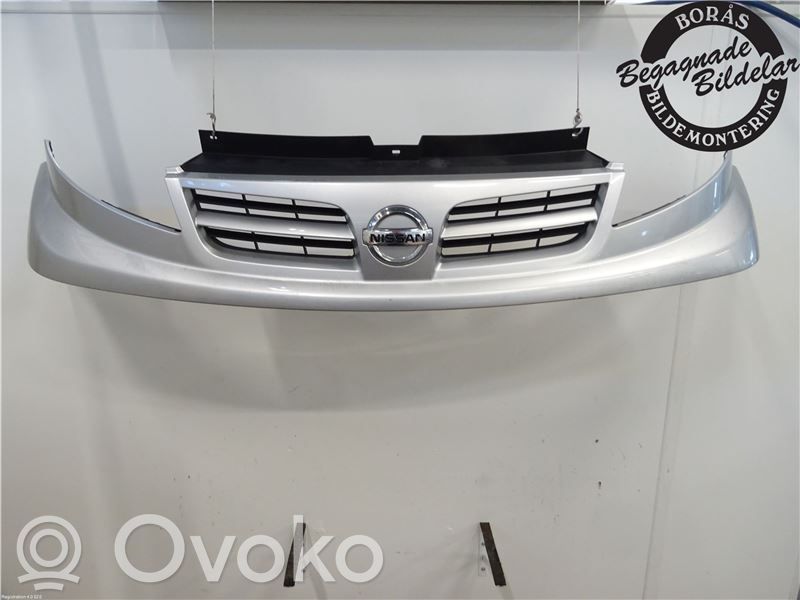 Nissan Primastar Etupuskurin alempi jäähdytinsäleikkö 