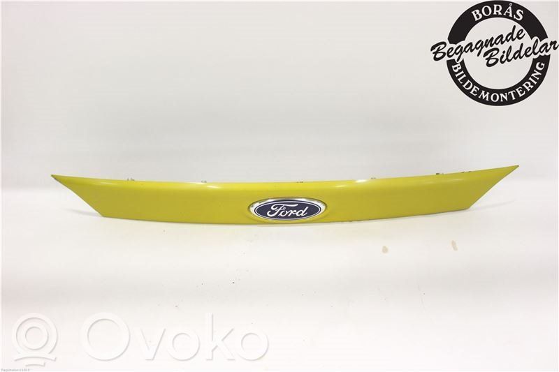 Tailgate trim   1801898