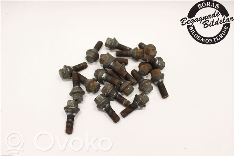 Renault Master II Nuts/bolts 