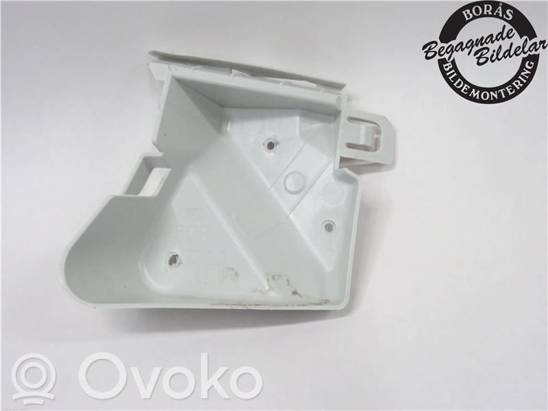 Ford Focus Rear bumper mounting bracket 