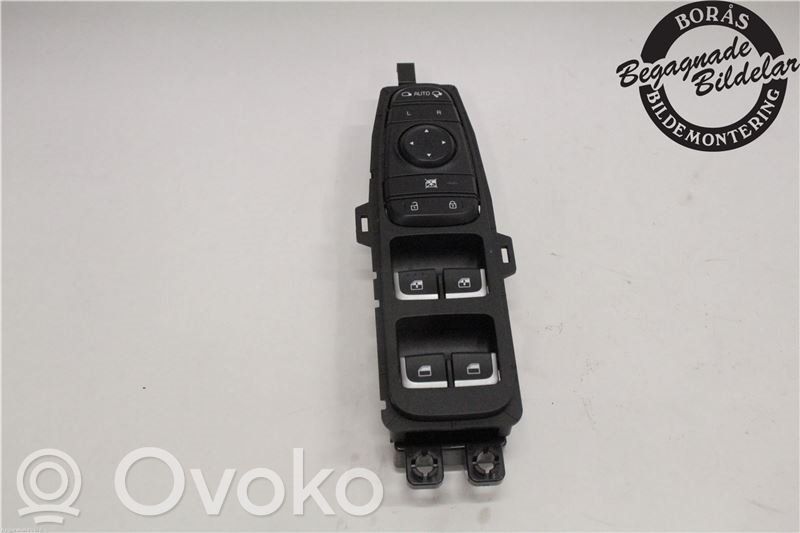 KIA Stinger Electric window control switch 