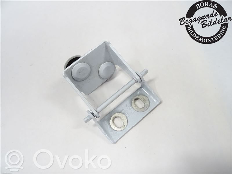 Ford Focus Tailgate/trunk/boot hinge 