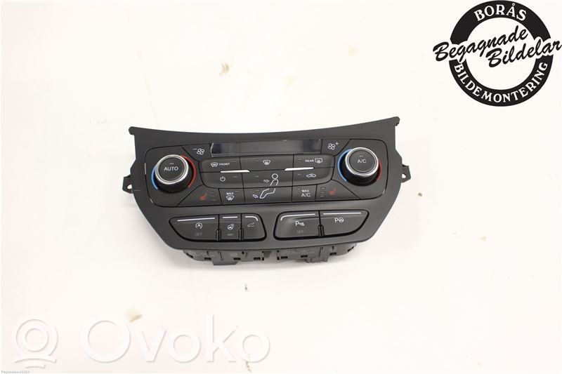 Ford Kuga II Climate control unit 