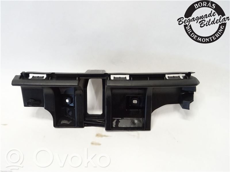 Volvo C30 Suport montare bară spate 