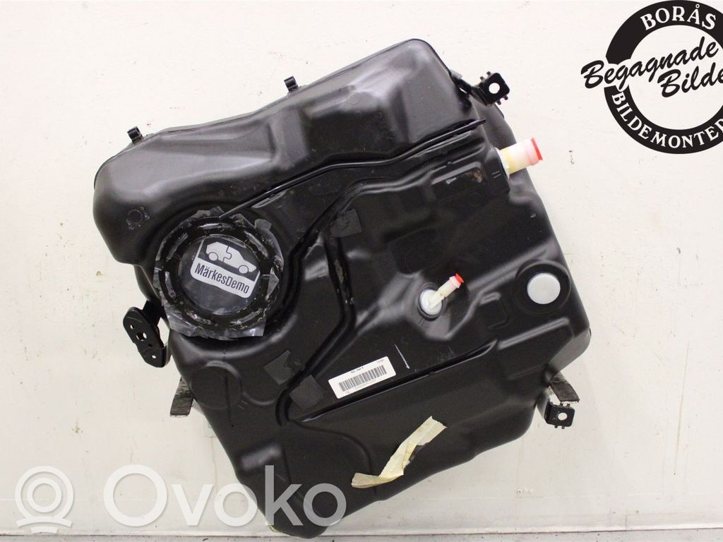 Volvo V40 Polttoainesäiliö 