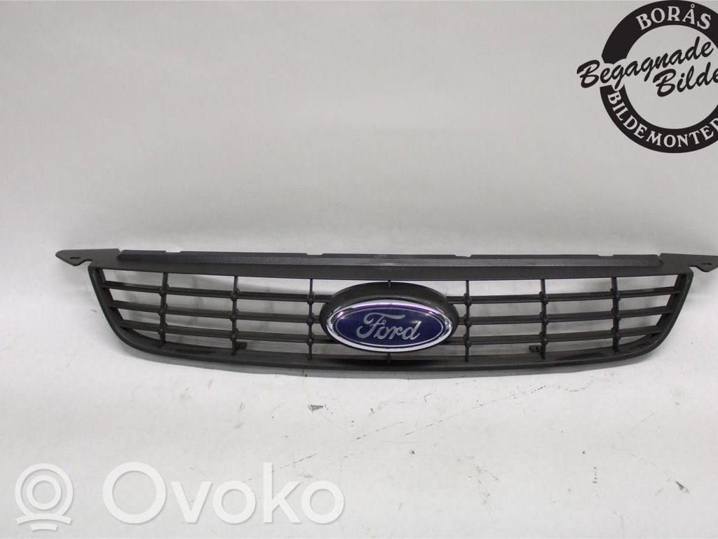 Ford Focus Front bumper lower grill 