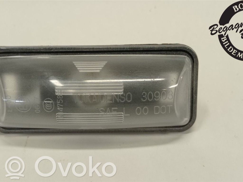 Éclairage de plaque d'immatriculation   84912FG110