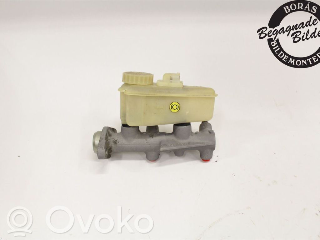 Volvo 940 Pääjarrusylinteri 