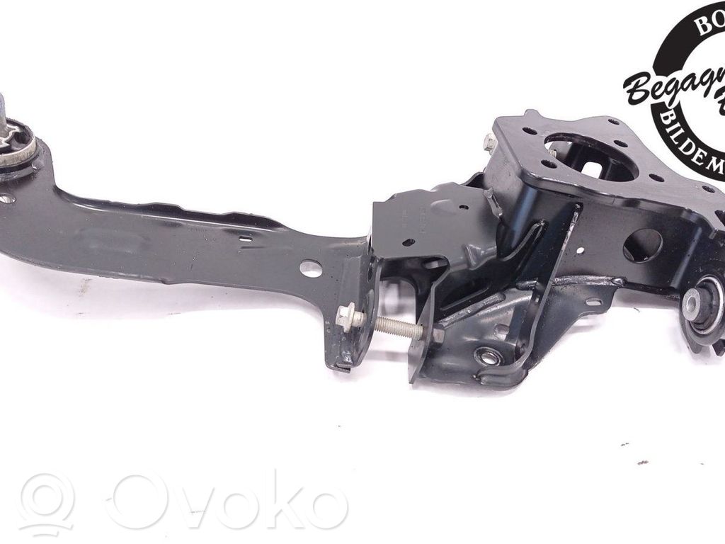Ford Kuga III Aizmugurē riteņa rumbas vārpstas šarnīrs (stupica, capfa) 