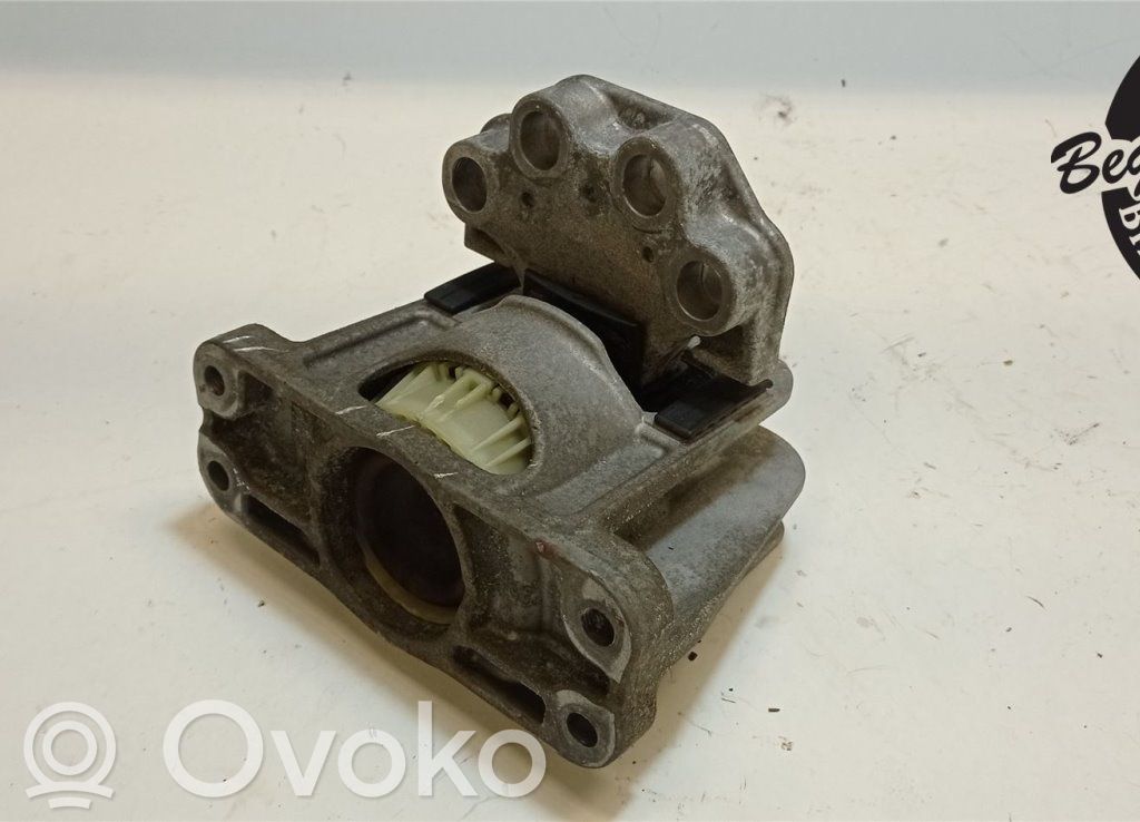 Engine mounting bracket   2009954,GK216F012CC,GK216F012CC