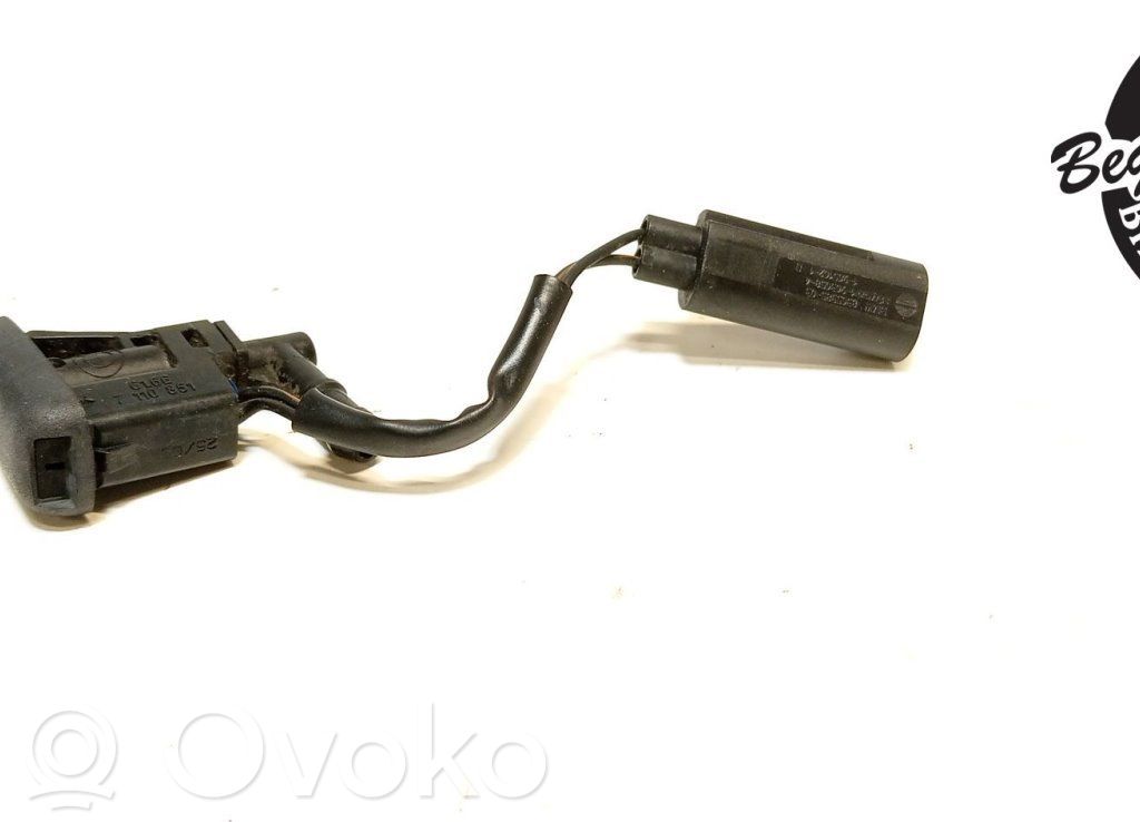 Buse de lave-glace   61667110851