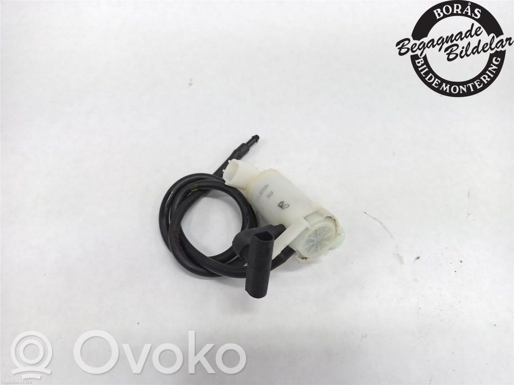 Subaru Forester SJ Windscreen/windshield washer pump 