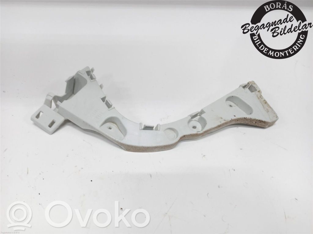 Ford Focus Rear bumper mounting bracket 