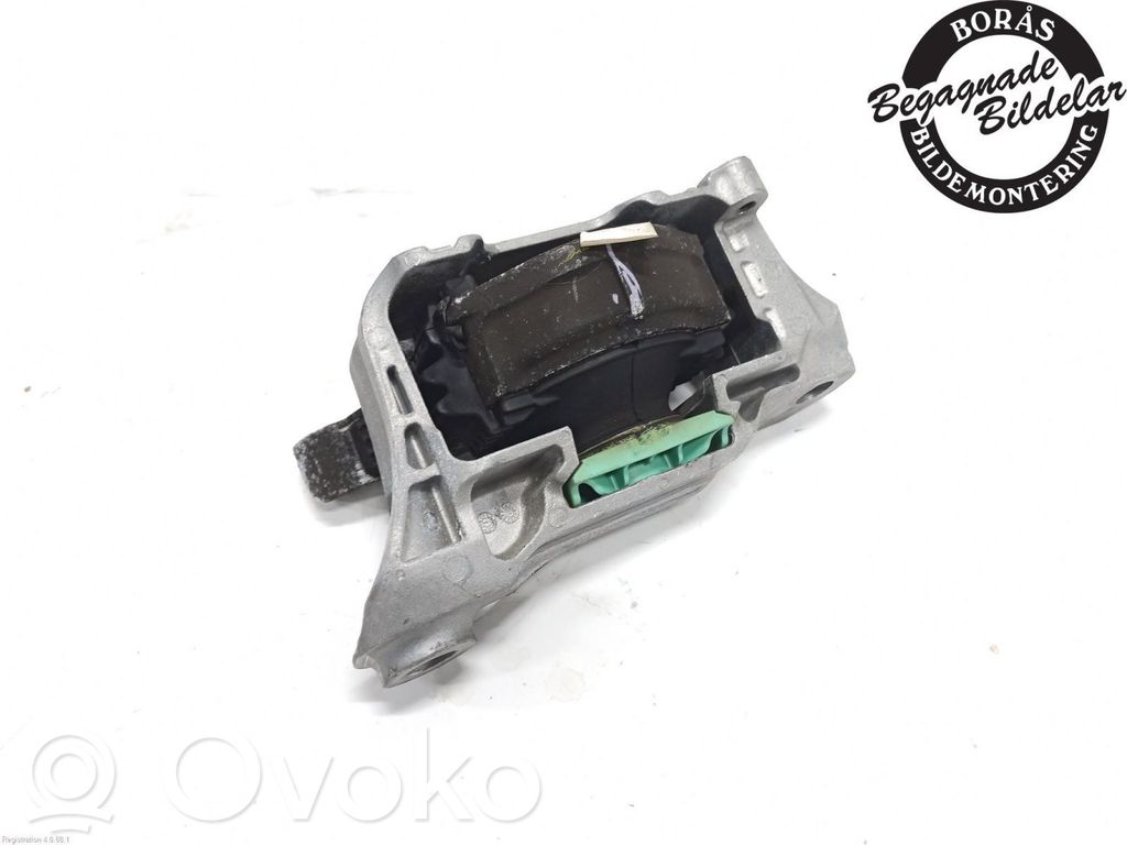 Engine mounting bracket   2409932,LX636F012AC,LX636F012AC