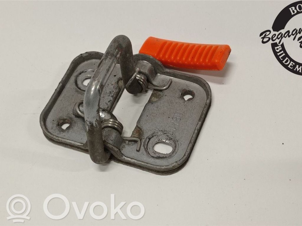 Volkswagen Caddy Rygiel / Zaczep zamka pokrywy przedniej / maski silnika 