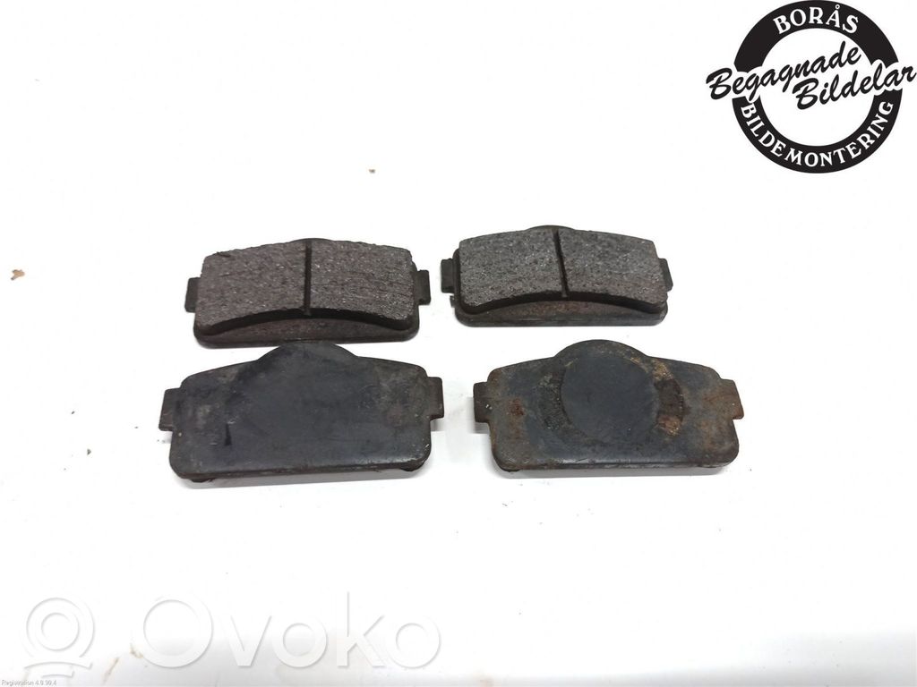 Brake pads (front)