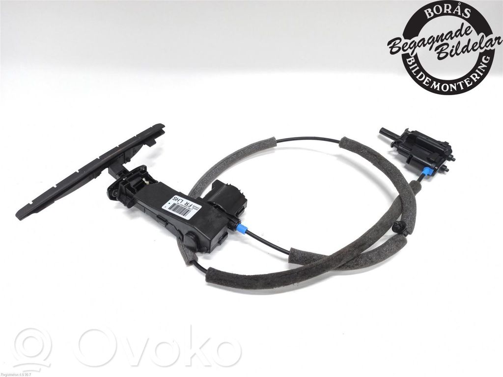 Ford Kuga III Front door check strap stopper 