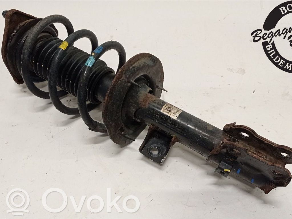 KIA Ceed Amortyzator osi przedniej ze sprężyną 