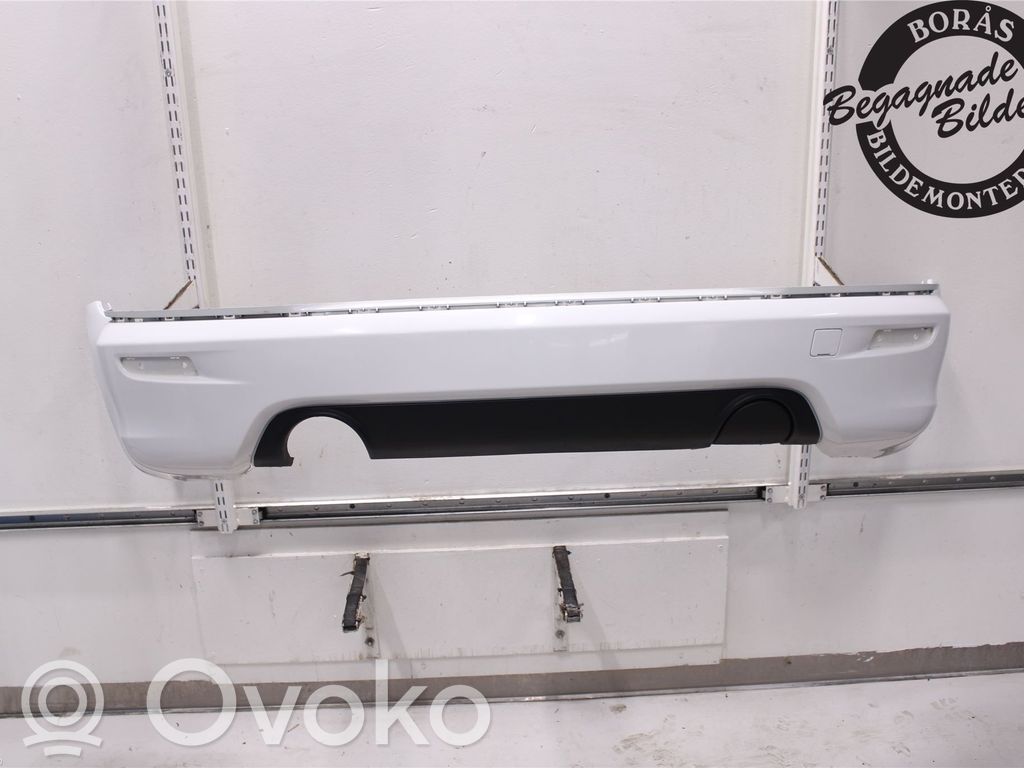 Volvo C30 Takapuskurin alaosan lista 