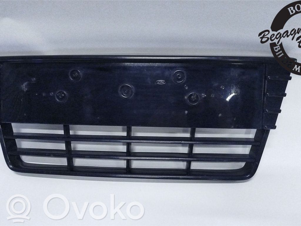 Ford Focus Front bumper lower grill 
