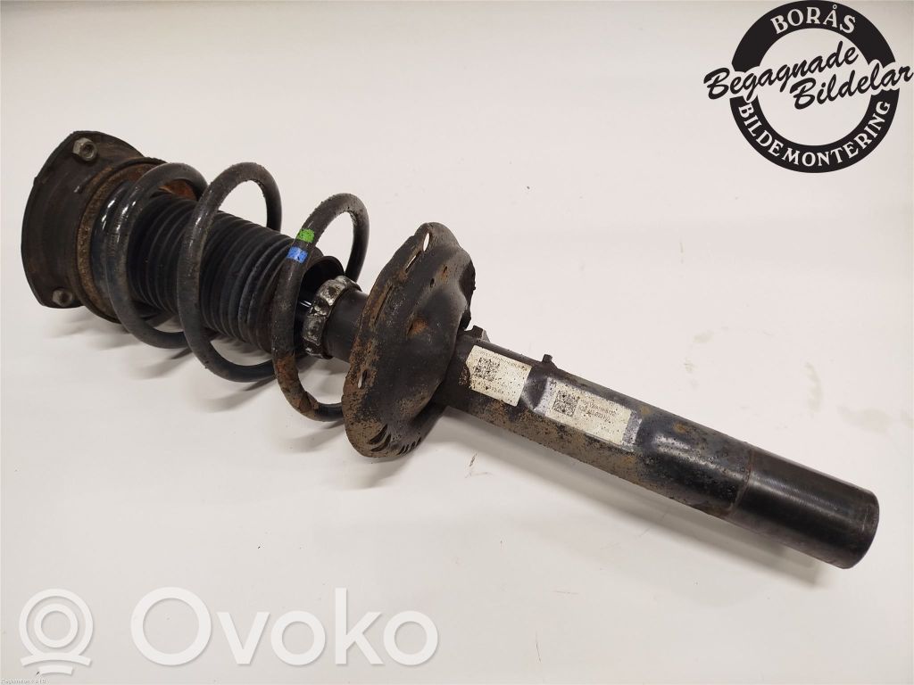 Skoda Octavia Mk3 (5E) Amortyzator osi przedniej ze sprężyną 