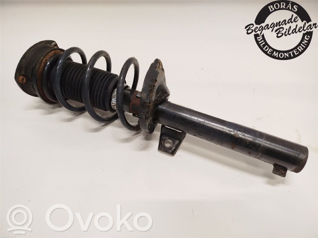 Skoda Octavia Mk3 (5E) Amortyzator osi przedniej ze sprężyną 